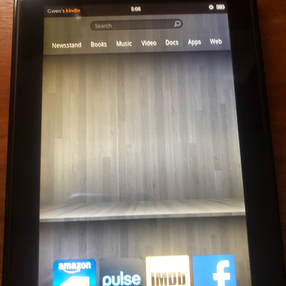 Amazon Kindle Fire - Picture 4 of 4